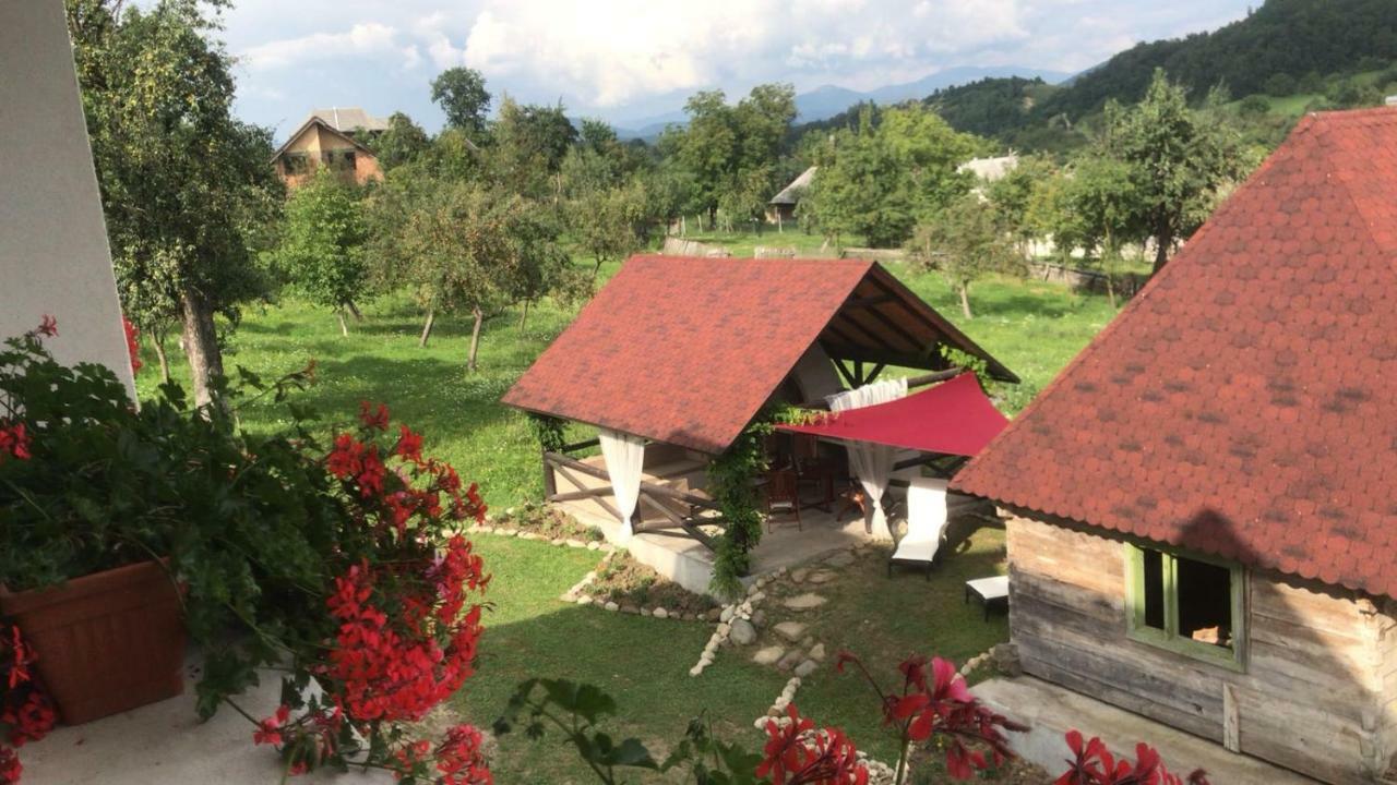 Отель Casa Relax Valeni  Экстерьер фото